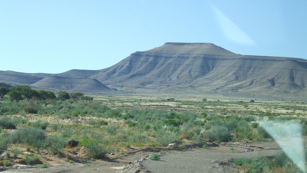Namibia: D463 towards Fish River Canyon