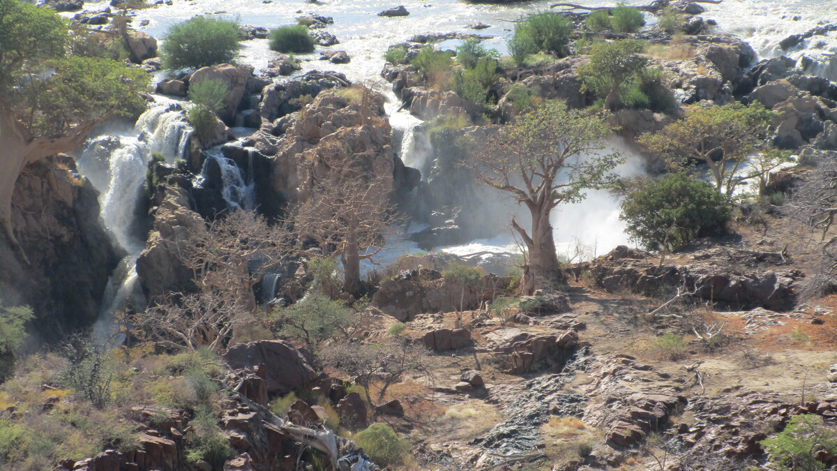 Namibia: Epupa Wasserfälle an der angolanischen Grenze
